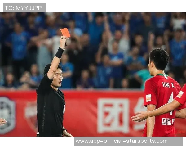 袁甲评艾堃蓉城第一球争议与费莱尼事件惊人相似引发热议