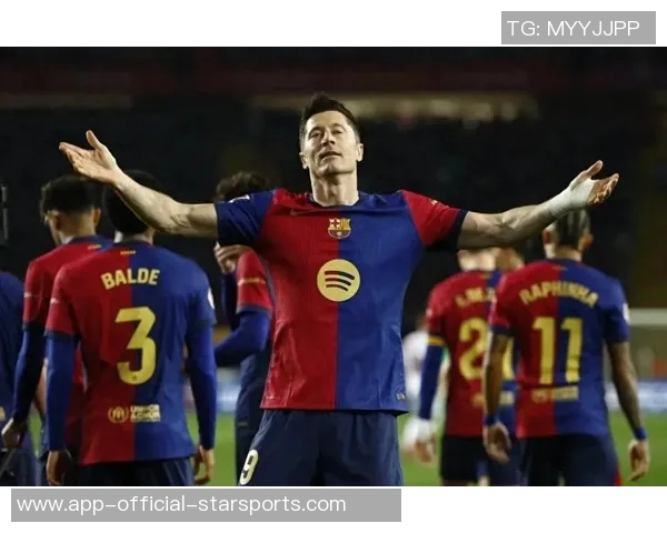 莱万与巴萨续约可能性依然存在俱乐部尚未急于做出决定